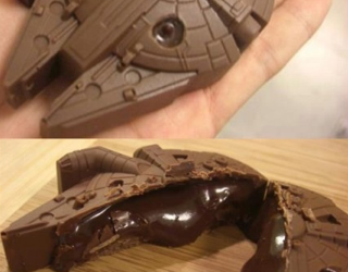 Pastelito halcón milenario