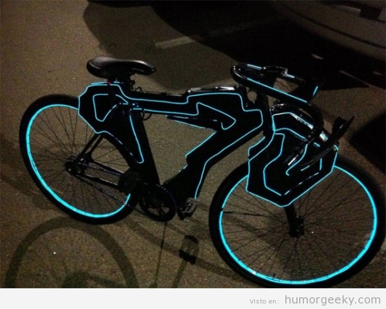 Bicicleta al estilo Tron