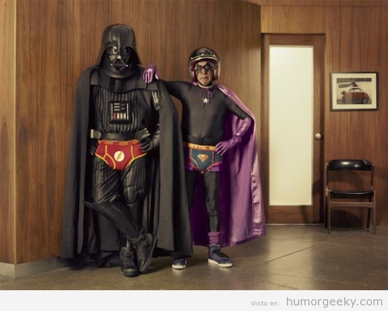 Cosplay de Darth Vader y su abuelo