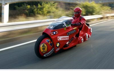 Reproducción de la moto de Akira