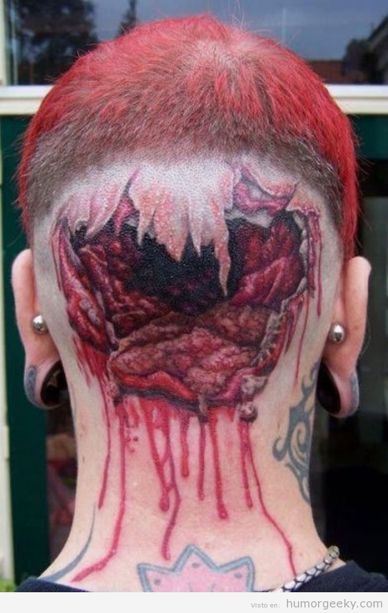 Tatuaje en cabeza