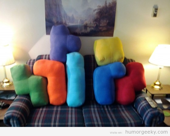 Cojines de sofá simulando Tetris