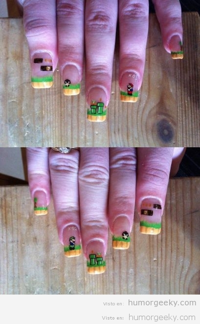 Uñas pintadas a lo Mario