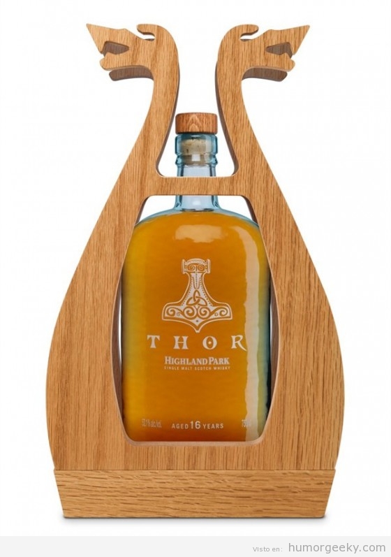 Botella de whisky marca Thor