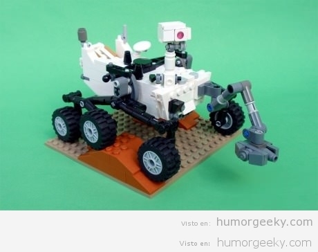 Curiosity construido con piezas Lego