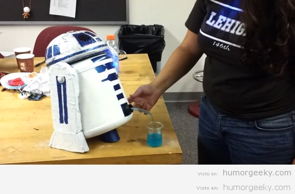 Dispensador de bebidas R2-D2