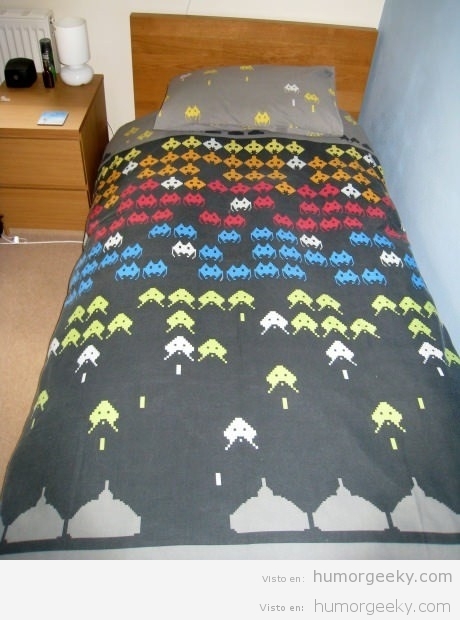Colcha Space Invaders