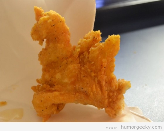 Nugget de pollo con forma de unicórnio