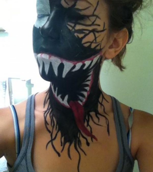 Impresionante maquillaje de Venom
