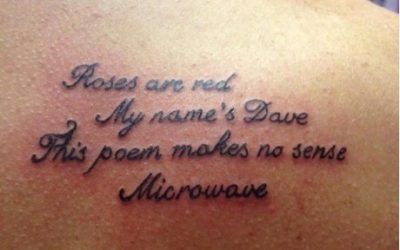 Tatuaje de un poema muy friki