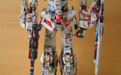 Transformers construído con latas