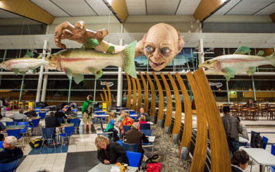 Aeropuerto decorado con Gollum