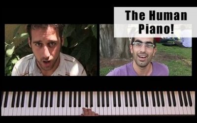 El hombre piano interpretando el tema de «Super Mario Bros»