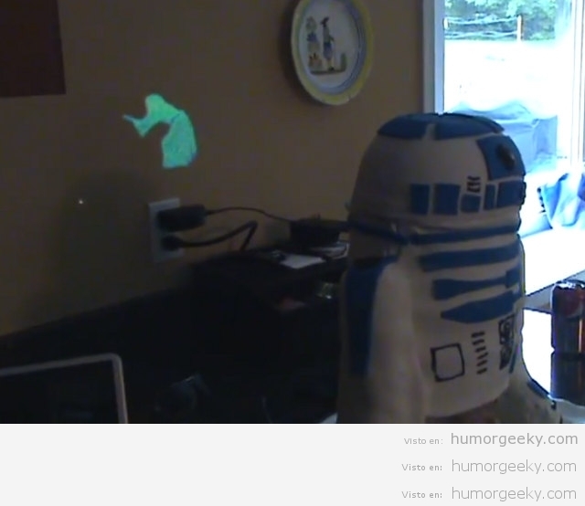 Tarta R2-D2 con proyector