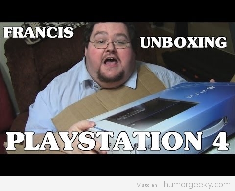 Francis recibe su nueva PS4