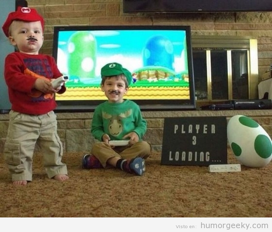 Foto graciosa anunciar embarazo,. Mario y Luigi y Player 3