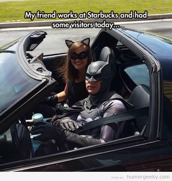Foto WTF de Catwoman y Batman en la vida real