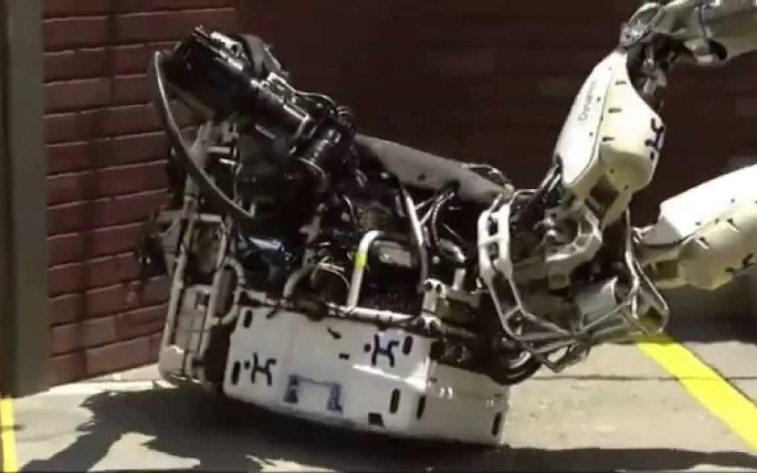Recopilatorio de vídeos de robots cayéndose al suelo en el DARPA Robotics Challenge
