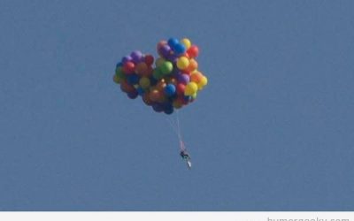 Un hombre recrea lo de los globos y la casa de Up!
