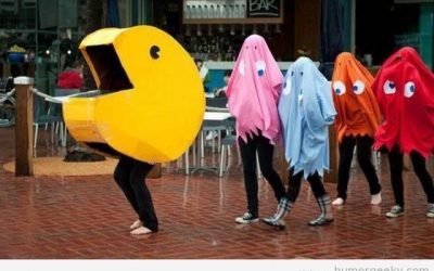 Otro disfraz friki en grupo de los que nos gustan: Pacman y fantasmitas