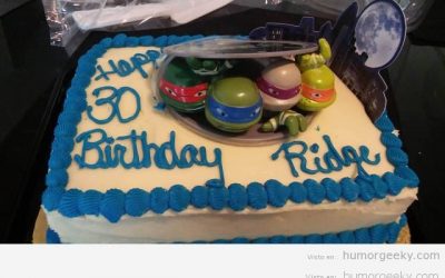 Un pastel de cumpleaños de las TMNT? Ummm me mola